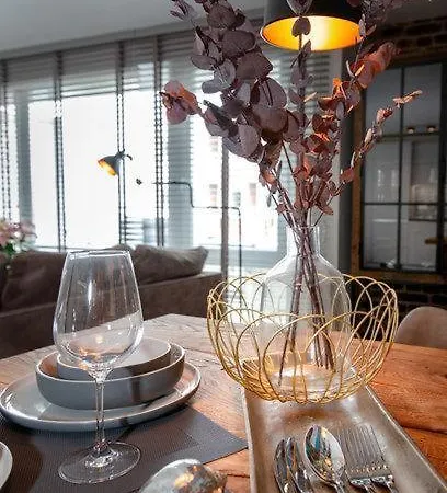 S27_33_ Long Island דירה *